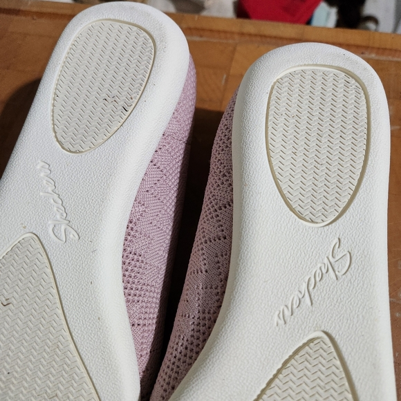 Skechers flats rose colour - Picture 3 of 7